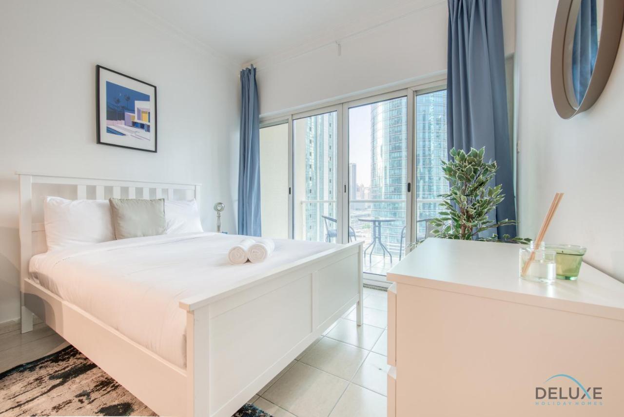Apartment Calm At View Tower Jlt By Deluxe Homes